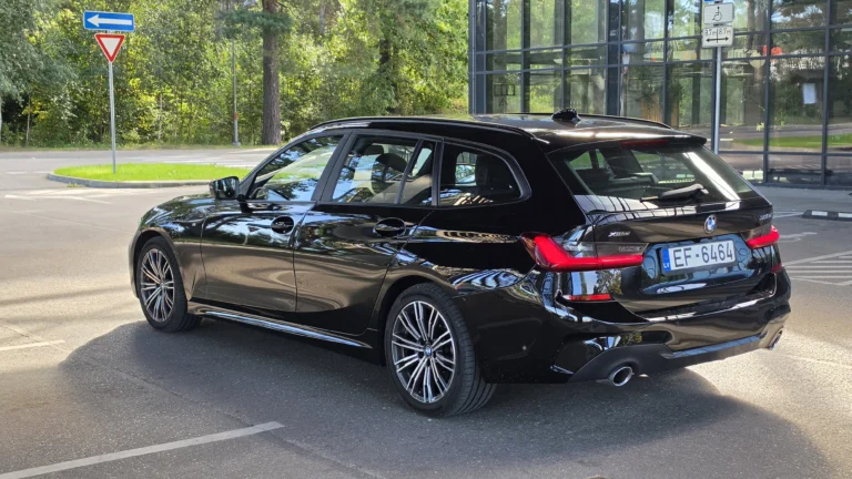 BMW G21 320D M pack — 5