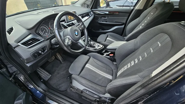 BMW 218 sportline OJ-407