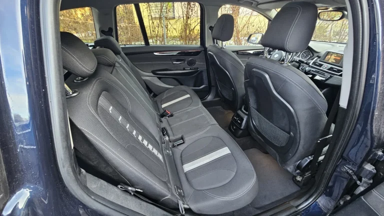 BMW 218 sportline OJ-407 — 7