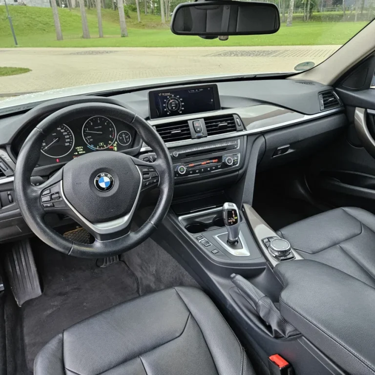 BMW 320 sportline XD OG2715