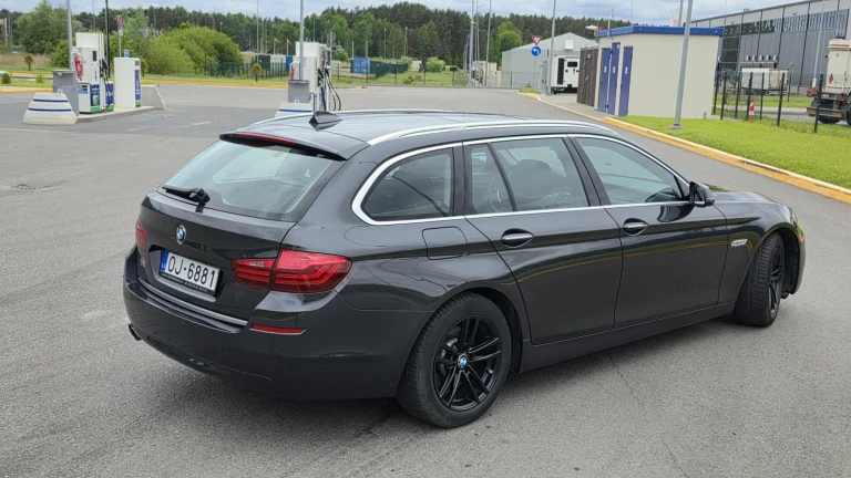 BMW 525 — 6