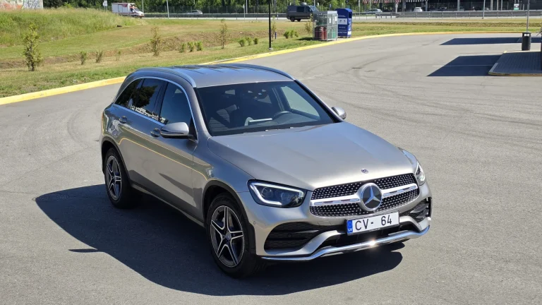 Mercedes GLC300 AMG