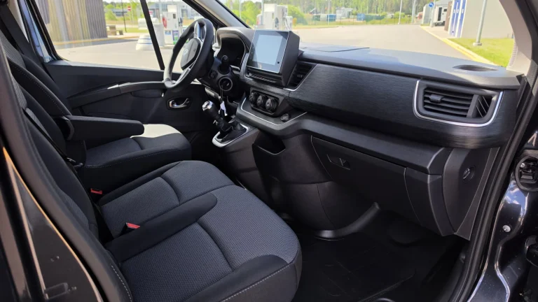 Renault Trafic ON-3111 — 9